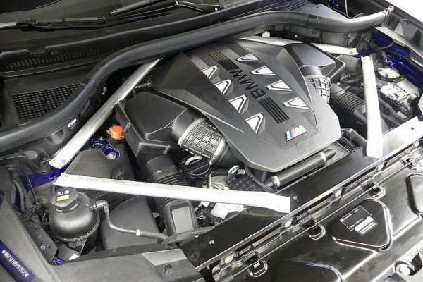 2022 BMW X7 с пробегом 27 497 км