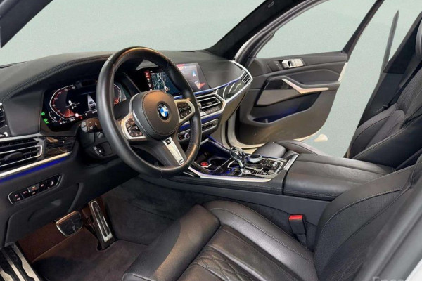 2022 BMW X7 с пробегом 31 086 км