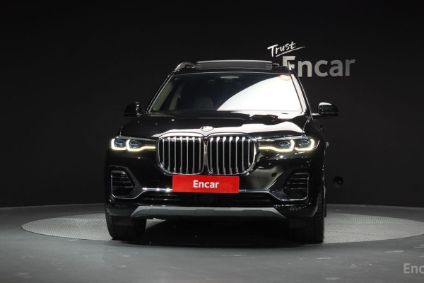 2022 BMW X7 с пробегом 34 112 км