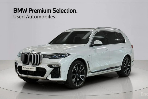 2022 BMW X7 с пробегом 31 086 км