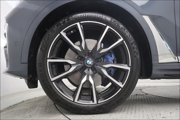 2022 BMW X7 с пробегом 26 514 км