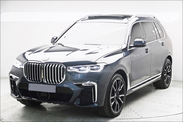 2022 BMW X7 с пробегом 26 514 км