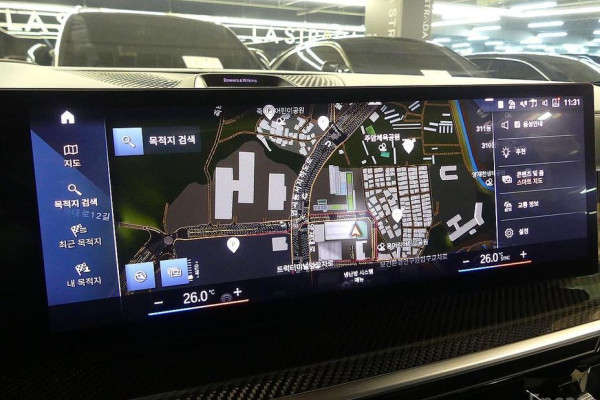 2022 BMW X7 с пробегом 27 497 км