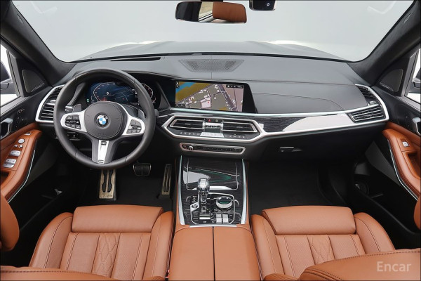 2022 BMW X7 с пробегом 26 514 км