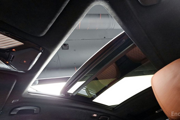 2022 BMW X7 с пробегом 43 664 км