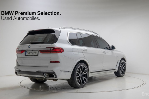 2022 BMW X7 с пробегом 68 850 км