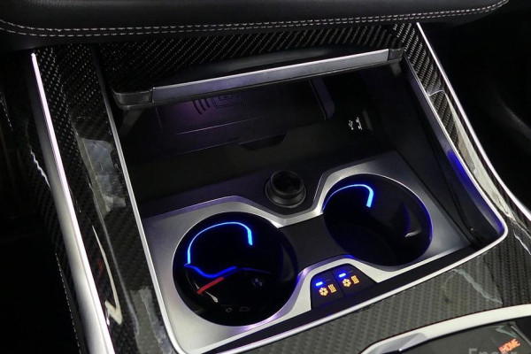 2022 BMW X7 с пробегом 27 497 км