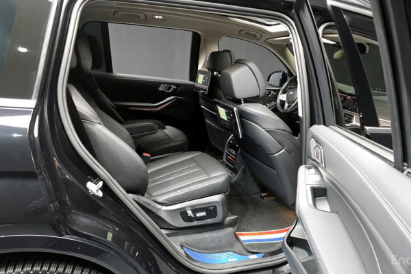 2022 BMW X7 с пробегом 34 112 км