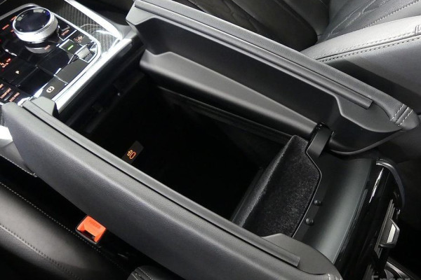 2022 BMW X7 с пробегом 27 497 км