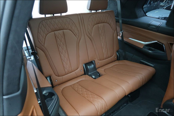 2022 BMW X7 с пробегом 26 514 км