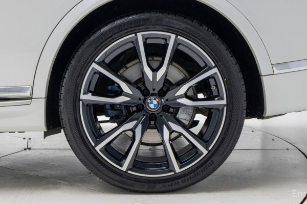 2022 BMW X7 с пробегом 68 850 км