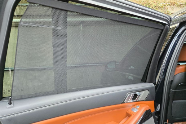 2022 BMW X7 с пробегом 32 428 км