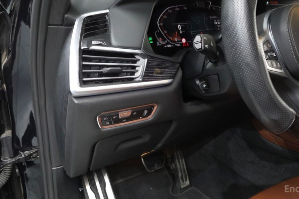 2022 BMW X7 с пробегом 62 155 км