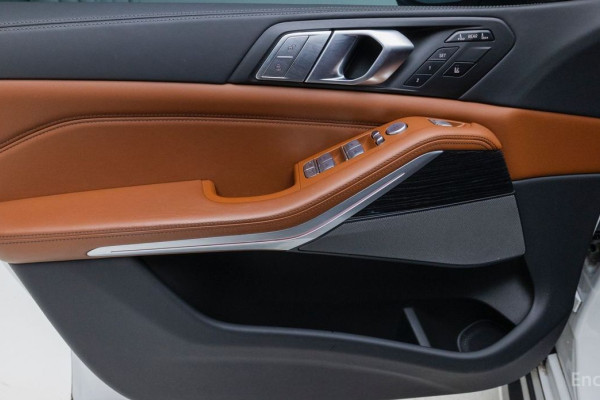 2022 BMW X7 с пробегом 68 850 км