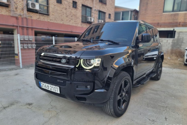 2023 Land Rover Defender с пробегом 45 489 км