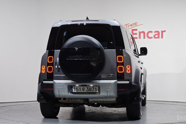 2022 Land Rover Defender с пробегом 90 174 км