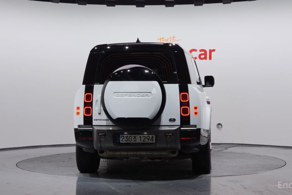 2023 Land Rover Defender с пробегом 24 985 км