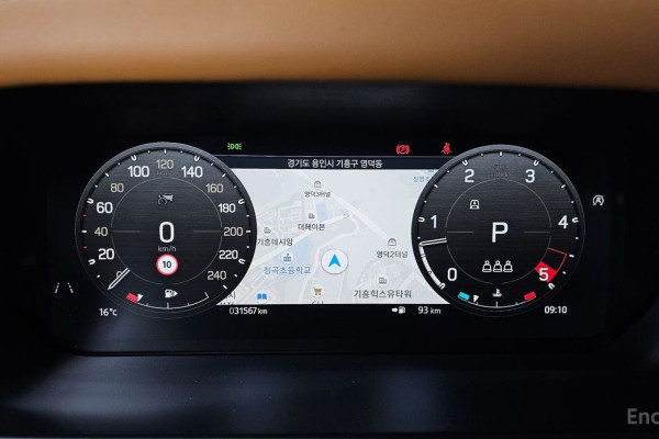 2023 Land Rover Defender с пробегом 31 567 км