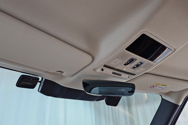 2023 Land Rover Defender с пробегом 31 567 км