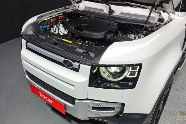 2023 Land Rover Defender с пробегом 52 588 км