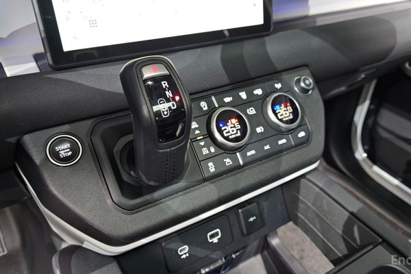 2023 Land Rover Defender с пробегом 52 588 км