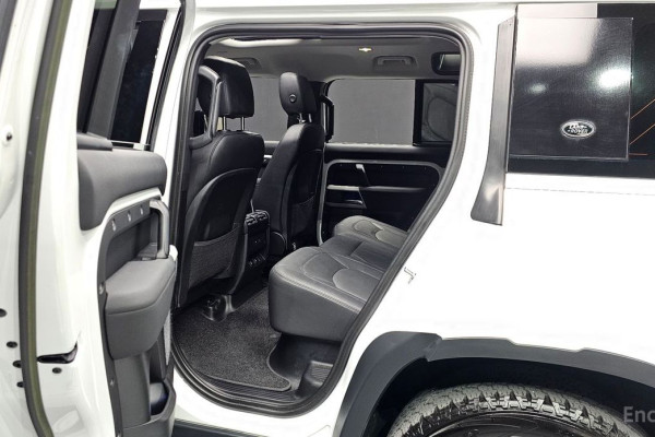 2023 Land Rover Defender с пробегом 52 588 км