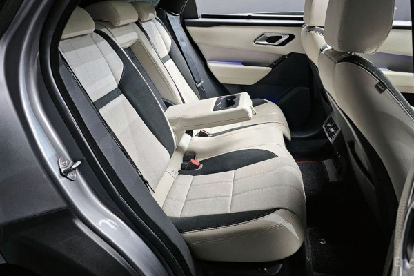 2022 Land Rover Range Rover Velar с пробегом 40 599 км
