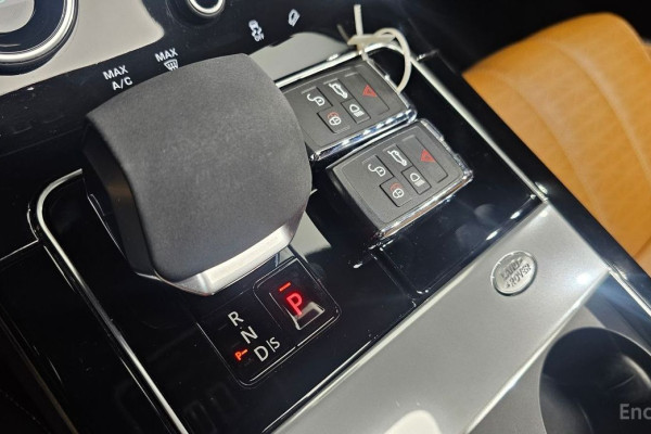 2022 Land Rover Range Rover Velar с пробегом 50 507 км