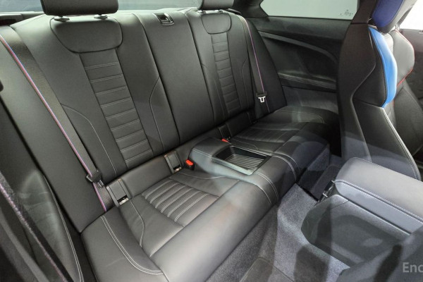 2025 BMW M2 с пробегом 12 233 км