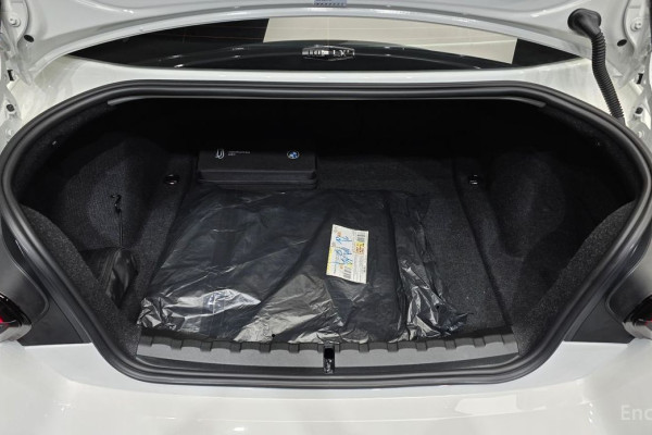 2025 BMW M2 с пробегом 12 233 км