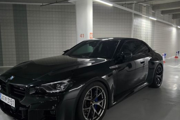 2025 BMW M2 с пробегом 4 000 км