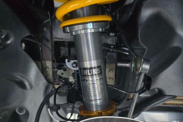 2025 BMW M2 с пробегом 4 000 км