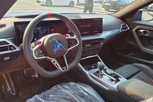 2025 BMW M2 с пробегом 9 800 км