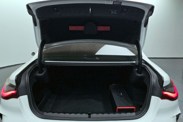 2023 BMW 4 серии с пробегом 30 741 км