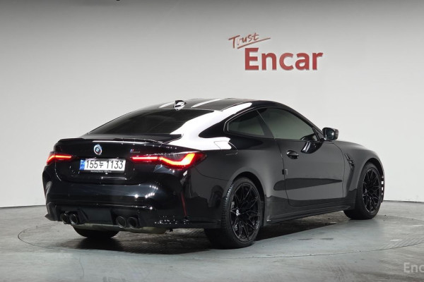 2023 BMW M4 с пробегом 29 556 км