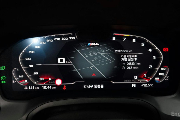 2023 BMW M4 с пробегом 29 556 км