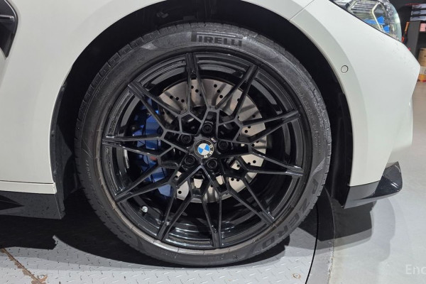 2023 BMW M4 с пробегом 9 881 км