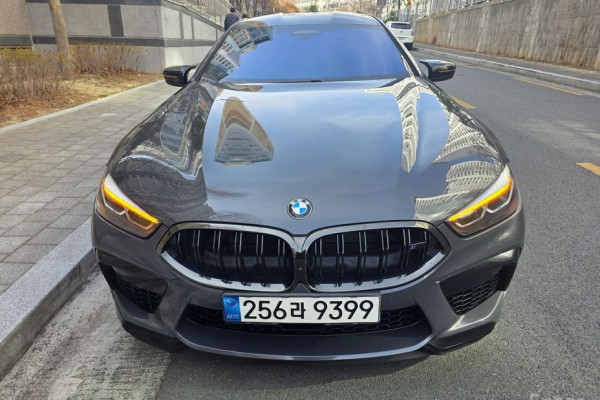 2021 BMW M8 с пробегом 91 330 км