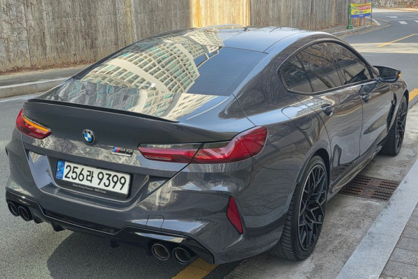 2021 BMW M8 с пробегом 91 330 км
