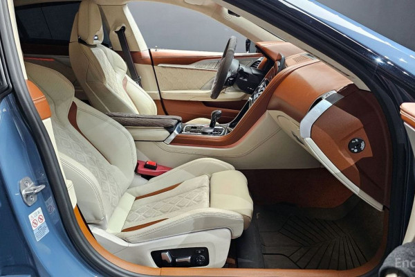 2022 BMW M8 с пробегом 48 473 км