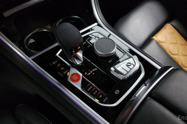 2020 BMW M8 с пробегом 10 296 км