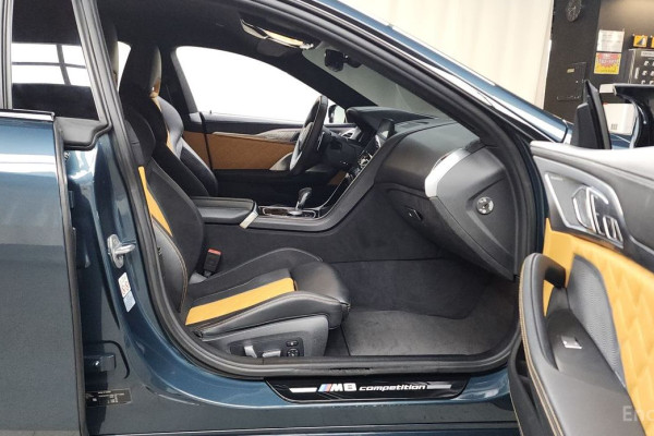 2020 BMW M8 с пробегом 10 296 км