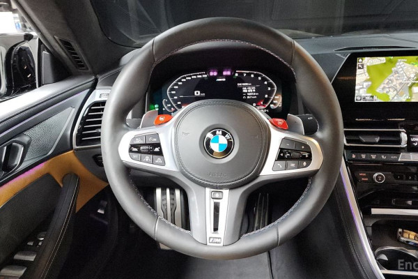 2020 BMW M8 с пробегом 10 296 км