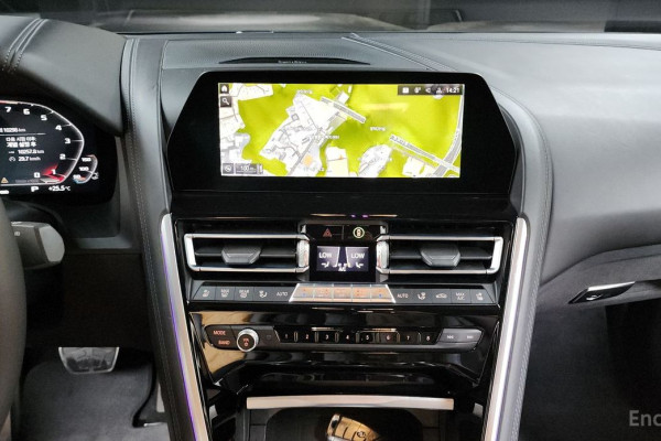 2020 BMW M8 с пробегом 10 296 км