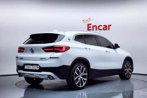 2022 BMW X2 с пробегом 32 401 км