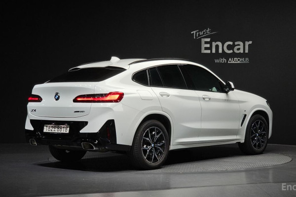 2024 BMW X4 с пробегом 28 419 км