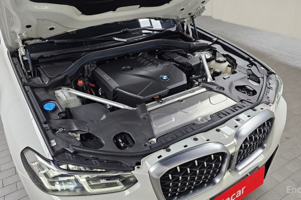 2024 BMW X4 с пробегом 28 419 км