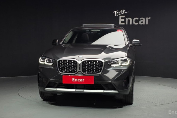 2024 BMW X4 с пробегом 13 521 км