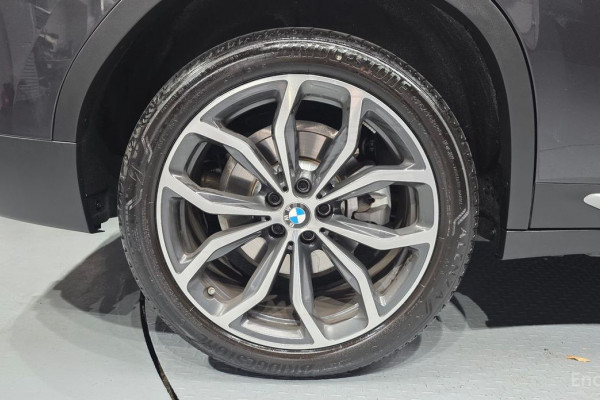 2024 BMW X4 с пробегом 13 521 км