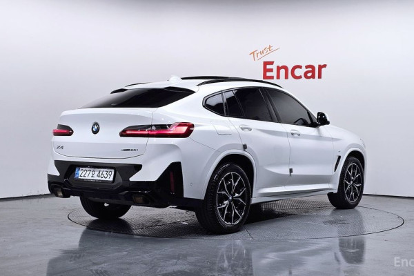 2024 BMW X4 с пробегом 24 421 км